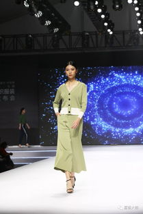 明年毛织服装最新流行趋势都在这场秀里